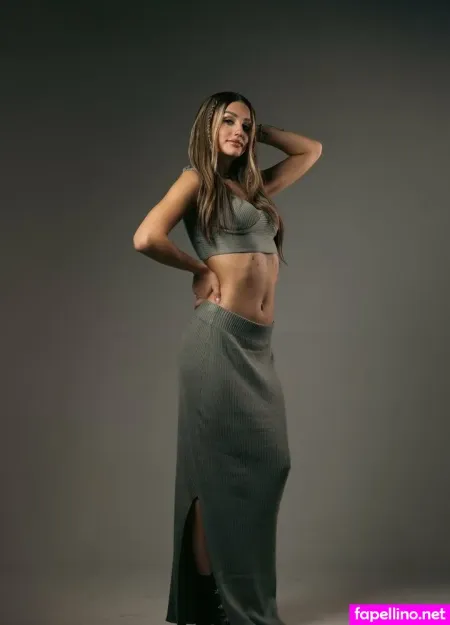 Imbellataylor OnlyFans Thumbnail #5OyztdSwbZ