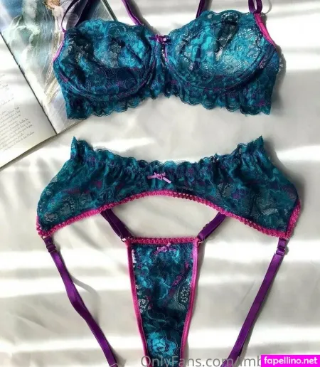 Imbellatrixx OnlyFans Thumbnail #Y3WEkoCosv