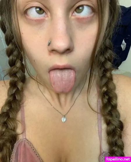 Imblondebrat OnlyFans Thumbnail #VEeIeKFCDX