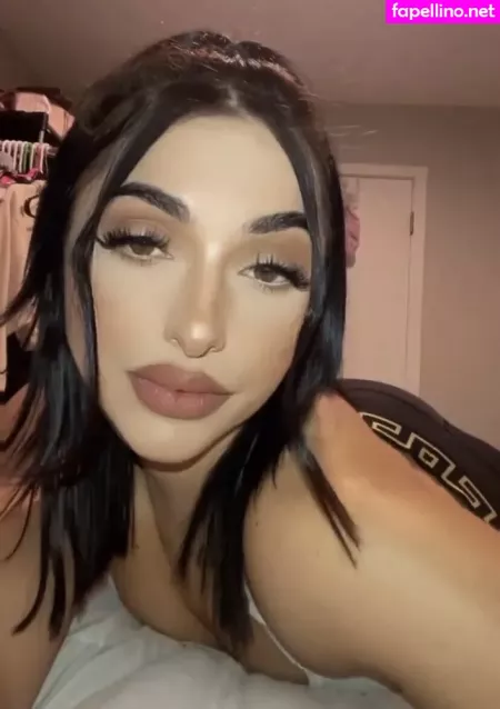 Imeverythingyoudesiree OnlyFans Thumbnail #MLkDK4BBei