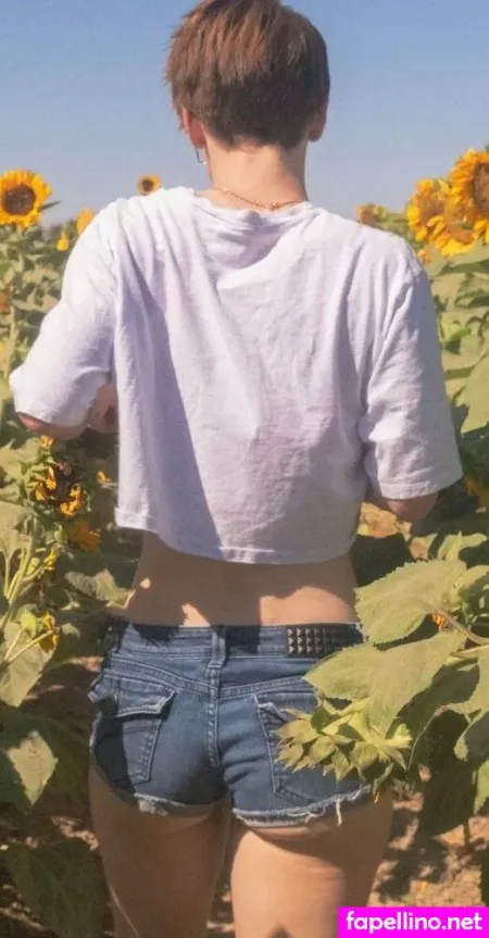 Imitationtina OnlyFans Thumbnail #uYe1ptoYTb