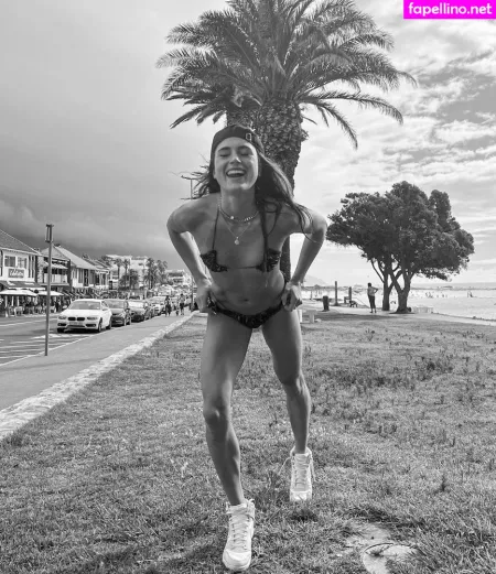 Imke Salander OnlyFans Thumbnail #1P8bXpqIEA