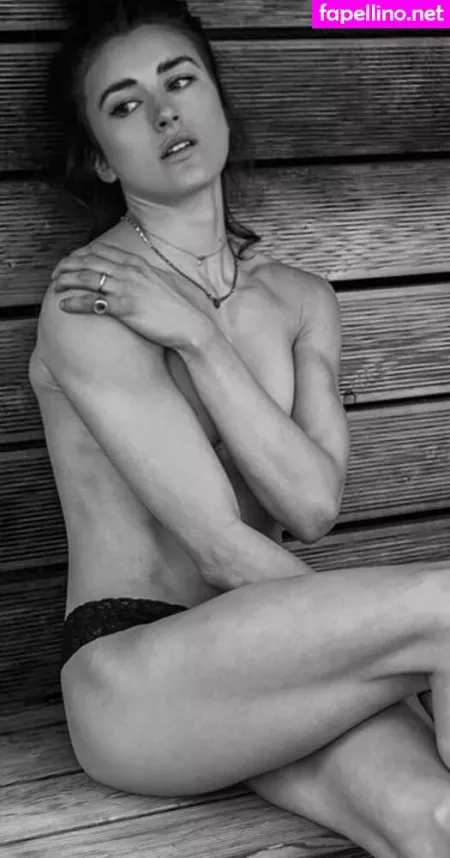 Imke Salander OnlyFans Thumbnail #NM0ddrG7dn