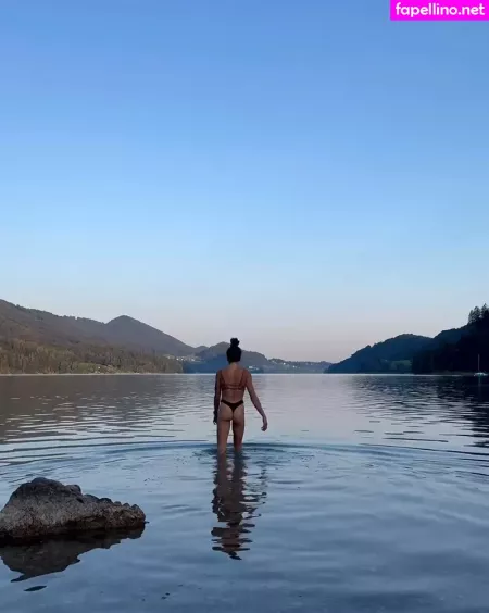 Imke Salander OnlyFans Thumbnail #yW62PYycx3