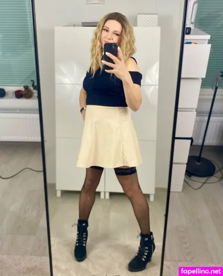 Imlauracd OnlyFans Thumbnail #H83bpZwEiN