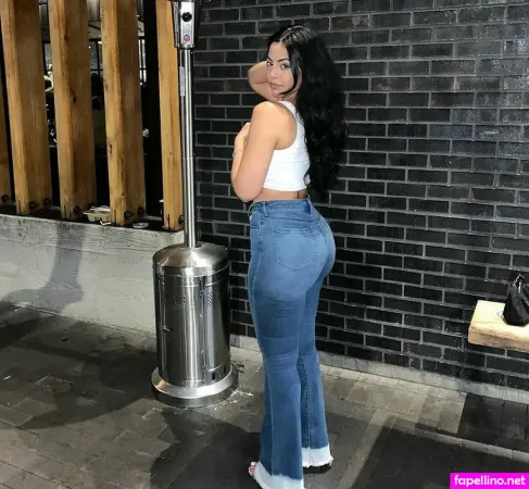 Imlovinlaina OnlyFans Thumbnail #z4OaJj4UI3