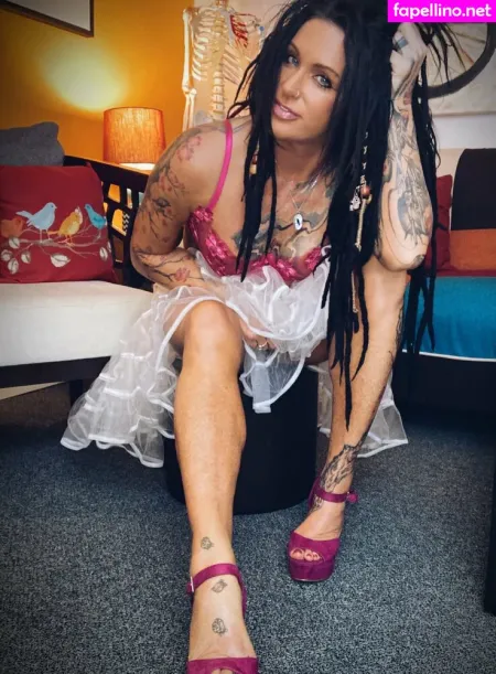 Immistressraven OnlyFans Thumbnail #4iwzlkKmKE