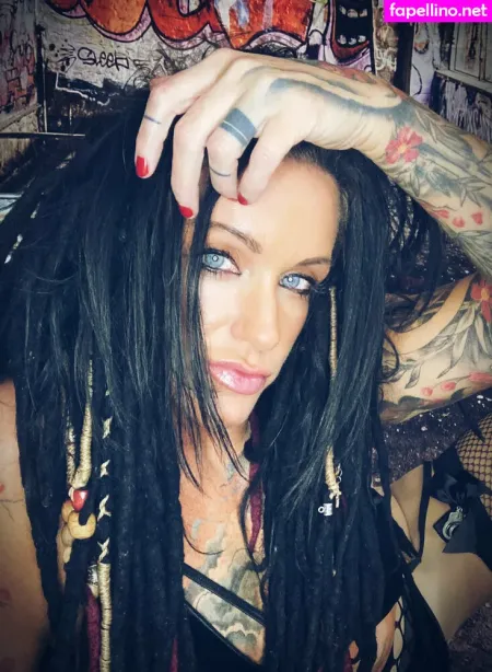 Immistressraven OnlyFans Thumbnail #XihnvtyVfb