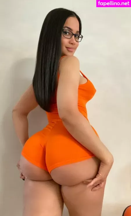 Imnailah OnlyFans Thumbnail #53Eh6O2hL5