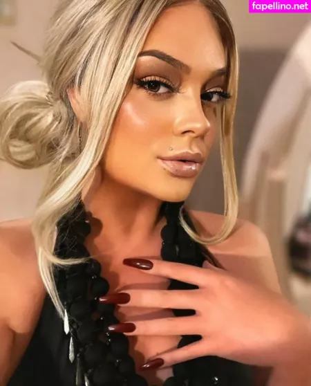 Imogen Loxley OnlyFans Thumbnail #SNbhJ2rzYp