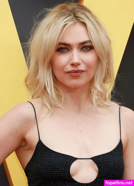 Imogen Poots OnlyFans Thumbnail #mzUZyrMGl8
