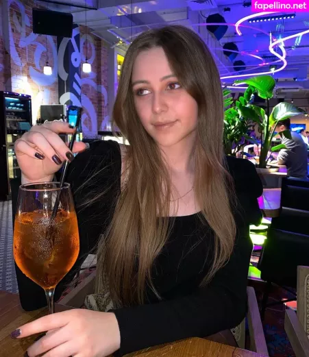 Imsarahisizzu OnlyFans Thumbnail #89EtFHb14V