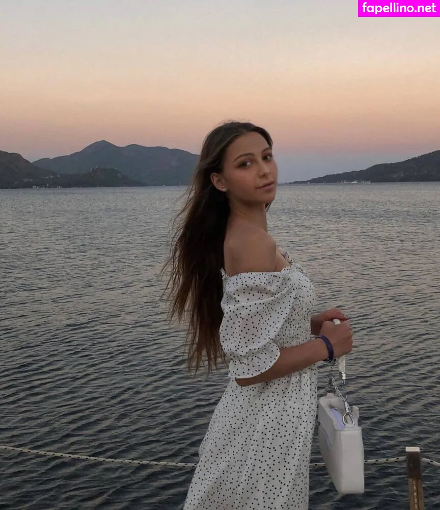 ImSarahisizzu, sarahisizzu Nude Leaked OnlyFans Photo #FqNNt2W57o