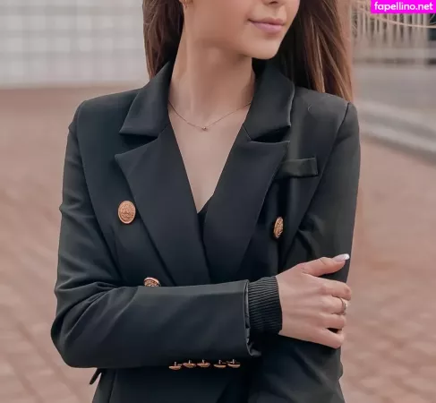 Imsarahisizzu OnlyFans Thumbnail #w7odksA3IG