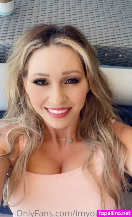 Imyourcougar OnlyFans Thumbnail #CdmkXDBUNY