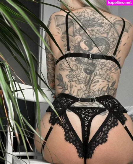Imyournaughtyyneighbor OnlyFans Thumbnail #2RIGZIFWiq