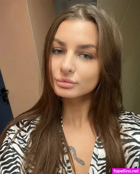 Imzoeylane OnlyFans Thumbnail #t6eF9n3AYW