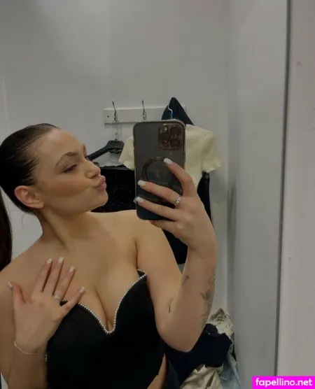 In Your Heart OnlyFans Thumbnail #wX4VRHobnj