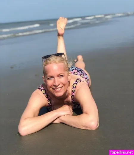 Ina Dietz OnlyFans Thumbnail #RKLzQU0y1X