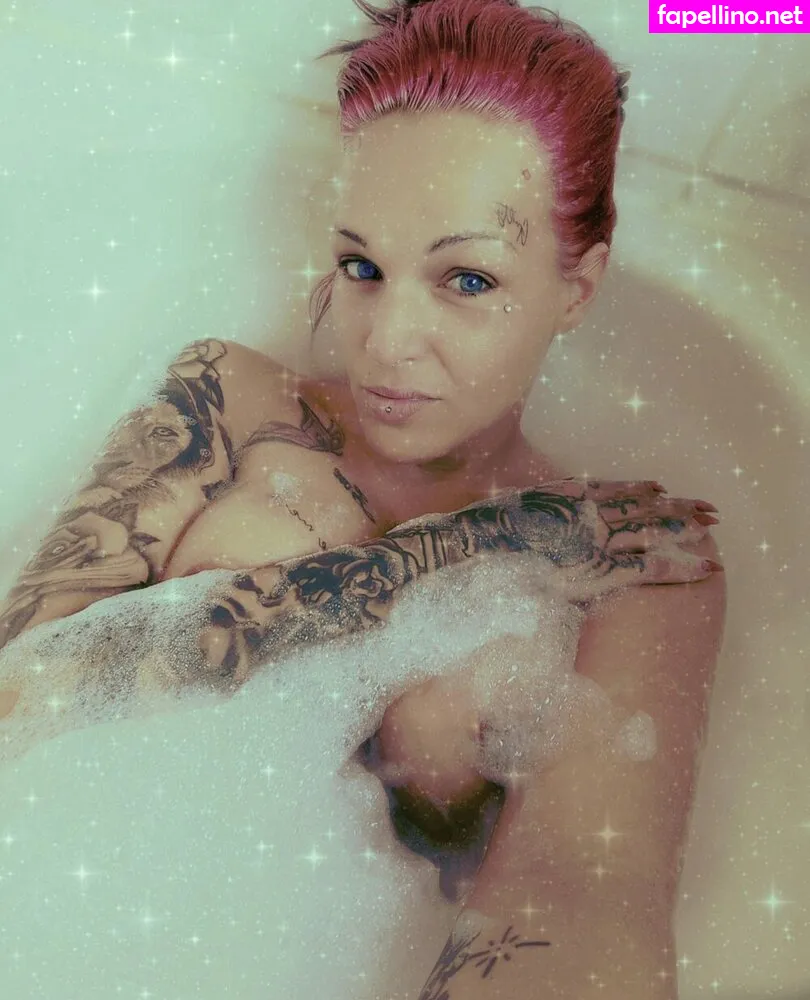 ina_marinaa, marina_angelina Nude Leaked OnlyFans Photo #YMnAfUHSdo