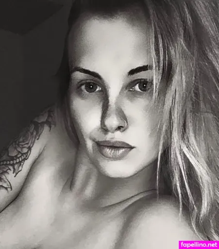 Inaacoladaa OnlyFans Thumbnail #dHn6mn0YuW