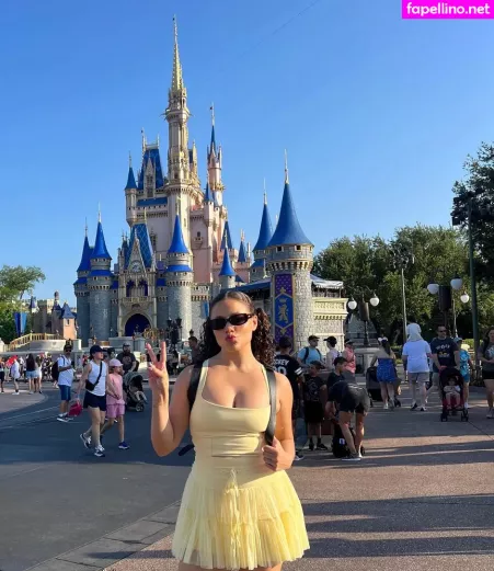 Inaliceswunderland OnlyFans Thumbnail #Gg9CXeRXGi