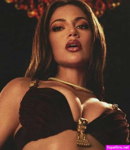 Inanna Sarkis OnlyFans Thumbnail #HxsE4VxnwA