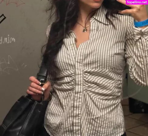 Inde Navarrette OnlyFans Thumbnail #5pyvjHpqSg