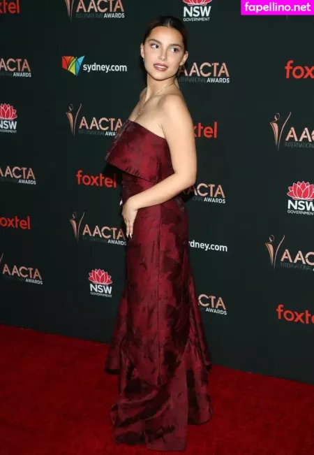 Inde Navarrette OnlyFans Thumbnail #Fzb45s7iju