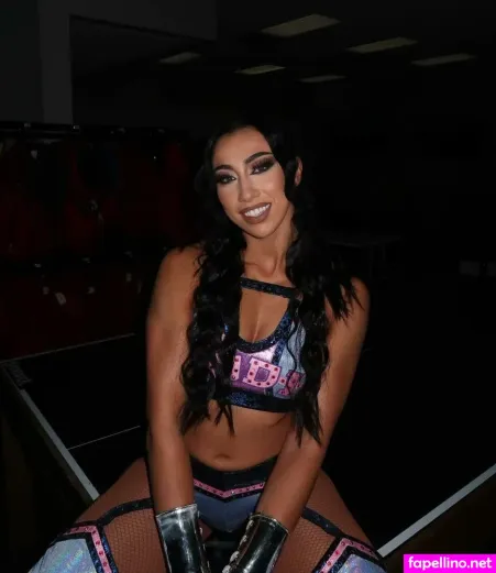Indi Hartwell Main Profile Photo