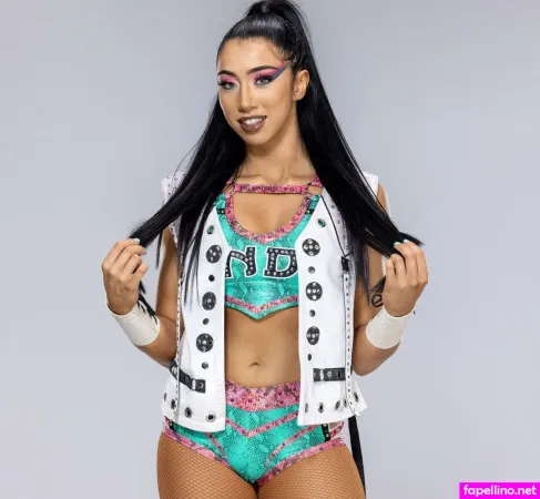 Indi Hartwell OnlyFans Thumbnail #yPJEFhFeal
