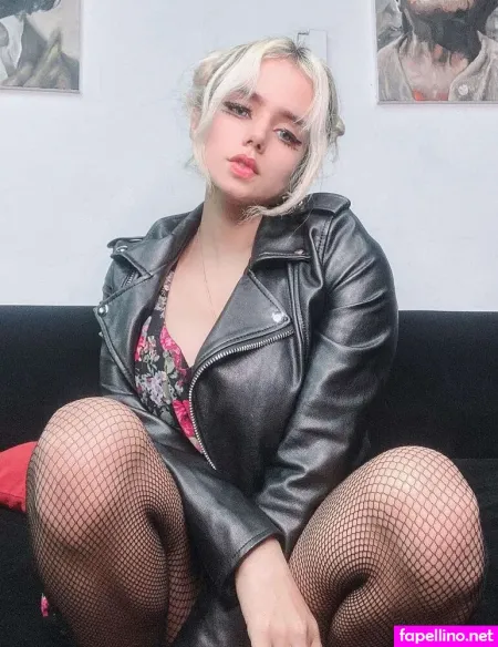 Indi Skovar OnlyFans Thumbnail #9IfeIVcVn6