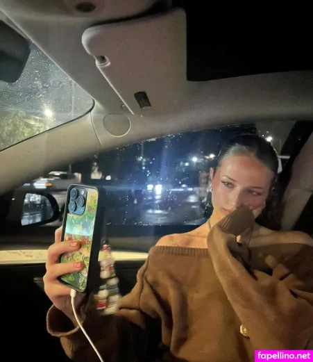 Indi Star Main Profile Photo