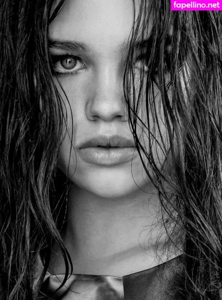 India Eisley OnlyFans Thumbnail #PegAhPImjI