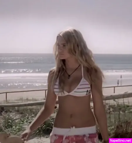 Indiana Evans OnlyFans Thumbnail #wKxHVPPLeP