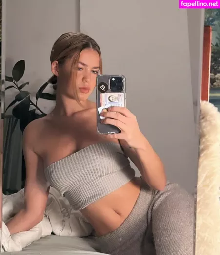 Indymendee OnlyFans Thumbnail #k2xH82EkY4