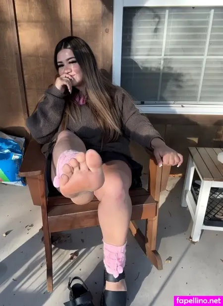 Ineeddmariah OnlyFans Thumbnail #t3ZmZNOO4x
