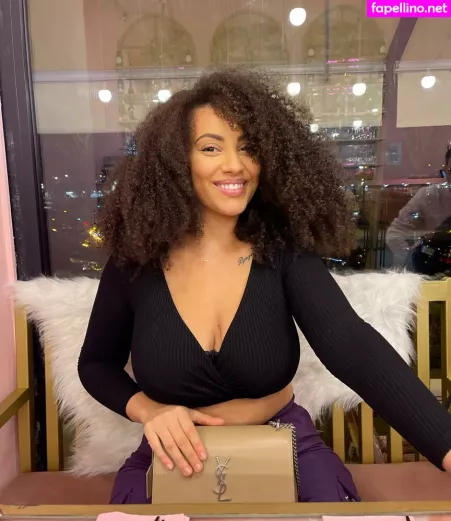 Ines Curly OnlyFans Thumbnail #6kSVR7hmTx