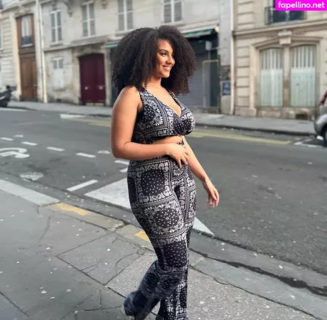 Ines Curly OnlyFans Thumbnail #ux8jkgRoNx