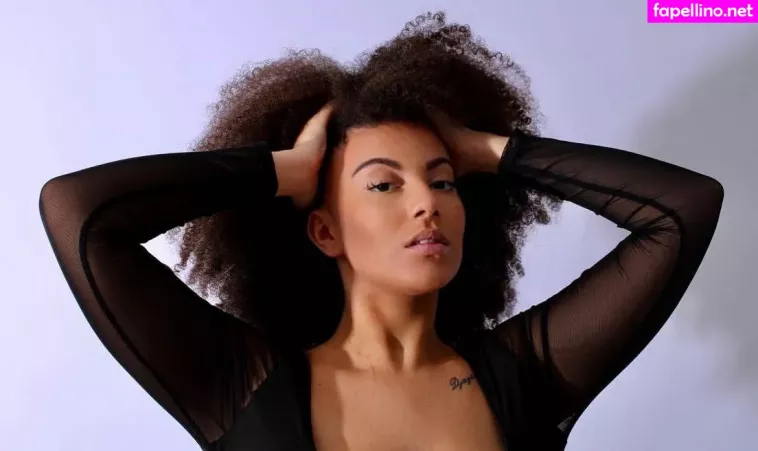 Ines Curly OnlyFans Thumbnail #yF3us2grMu