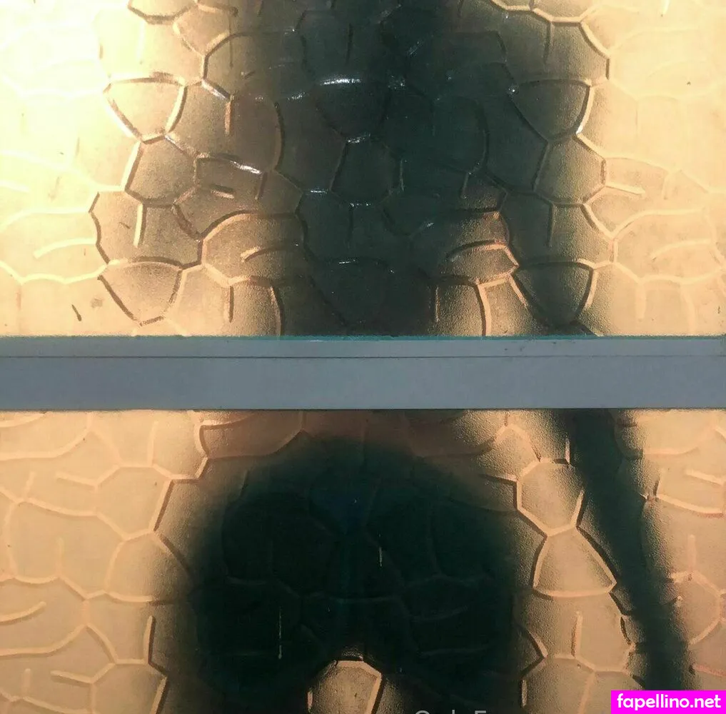 inespicy, irisloveunicorns Nude Leaked OnlyFans Photo #8oz6IwAzvx