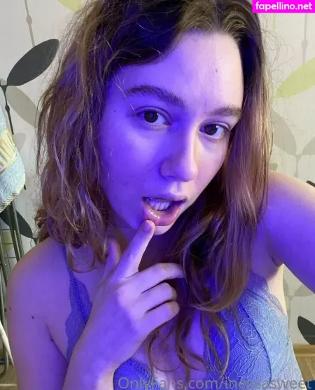 Inessasweet OnlyFans Thumbnail #1XNrbGBEvF