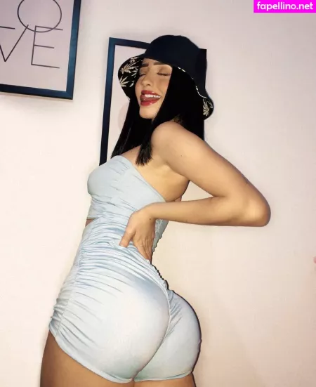 Ingrid Bianchi OnlyFans Thumbnail #TCgb5IM0Fe