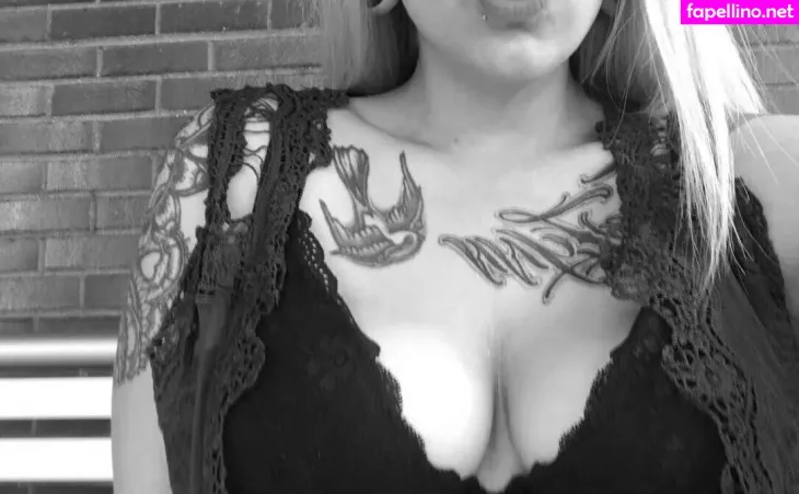 Inkedshyvixen OnlyFans Thumbnail #0wgQ6tUMo9