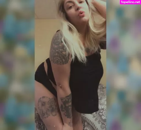 Inkedshyvixen OnlyFans Thumbnail #M1JUBD7tlY