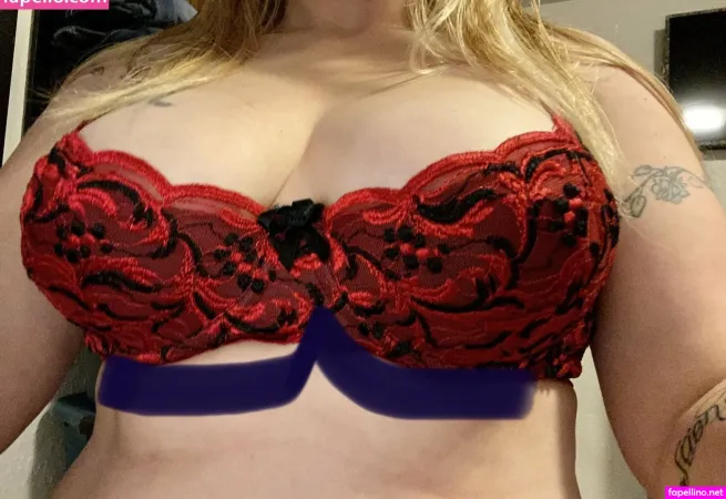 Inkedthickgilf OnlyFans Thumbnail #xXiYWlpWS9