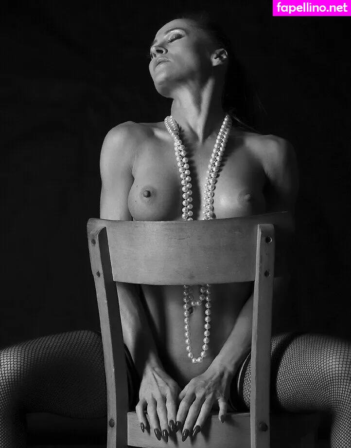 annaschmidti, inna_model_photographie Nude Leaked OnlyFans Photo #YOihiEm9el