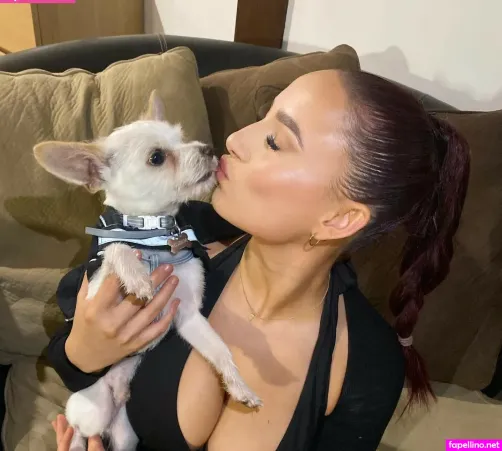 Innika Hodgson OnlyFans Thumbnail #9LdGKHhimv