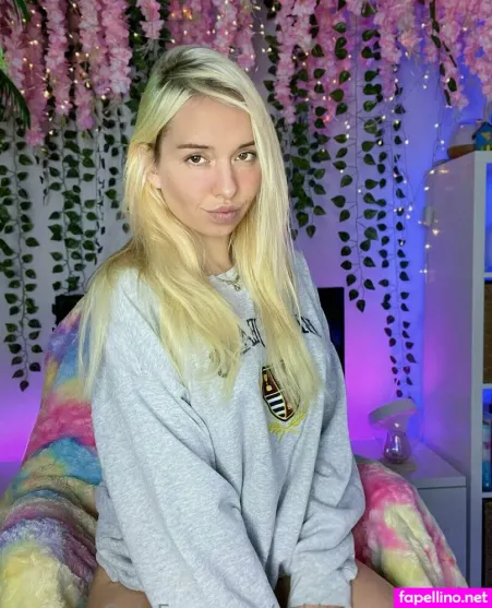 Innocent Barbie OnlyFans Thumbnail #ZYihGQrg2N