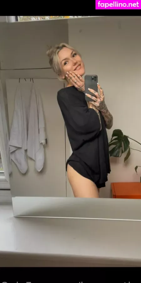 Innocent Isabel OnlyFans Thumbnail #XJ0AZ46NE2